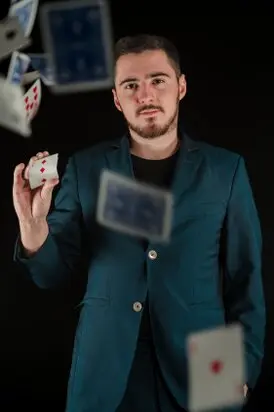 Magicien Bretagne - Magie Mentalisme Close-up